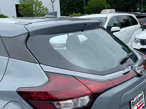 Certified 2023 Nissan Kicks SV FWD image 22