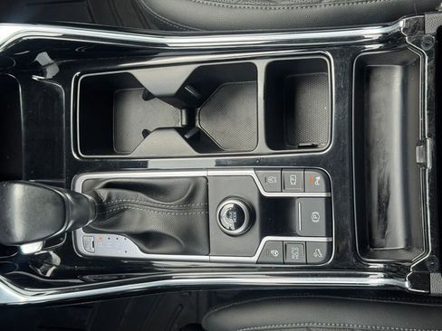 Certified 2022 Kia Sorento SX FWD image 30