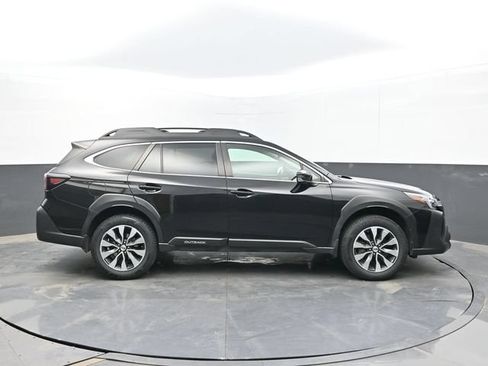 Used 2023 Subaru Outback Limited AWD/4WD image 6
