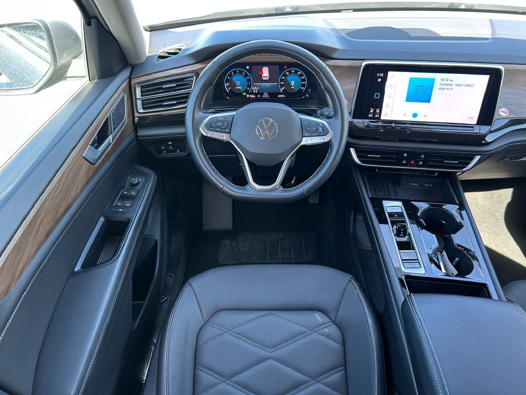Used 2025 Volkswagen Atlas SE AWD/4WD image 29