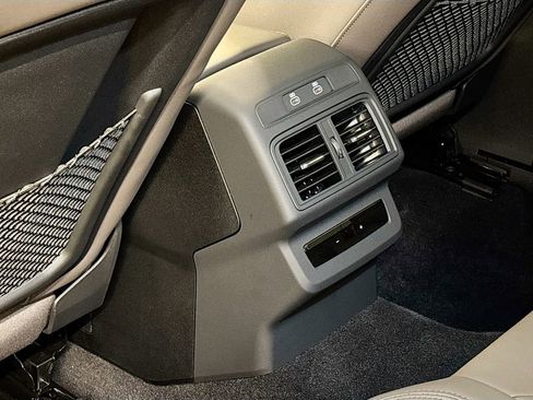 New 2025 Audi Q5 Premium Plus image 17