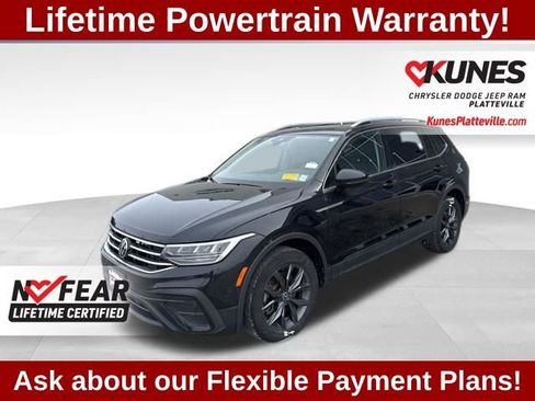 Used 2022 Volkswagen Tiguan SE w/ Panoramic Sunroof Package AWD/4WD image 5