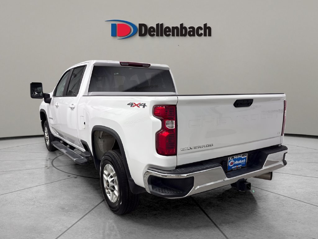 Used 2025 Chevrolet Silverado 2500 LT w/ Convenience Package AWD/4WD image 3