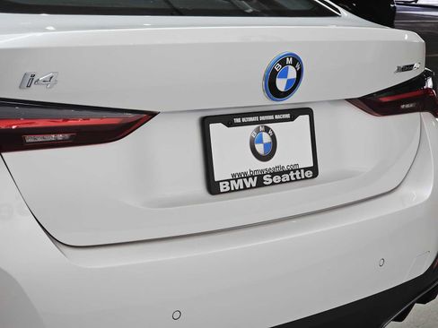 New 2025 BMW i4 xDrive40i image 7