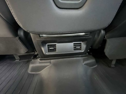 Certified 2024 Chevrolet Silverado 2500 W/T image 20