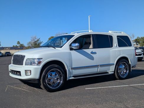 Used 2007 INFINITI QX56 Base w/ Tow Pkg image 2