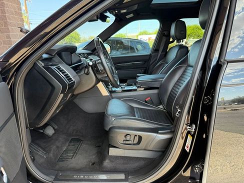 Used 2019 Land Rover Discovery HSE image 42