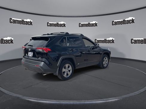 Used 2025 Toyota RAV4 LE AWD/4WD image 7