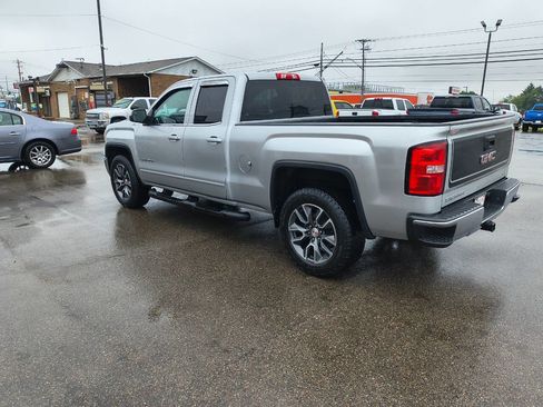 Used 2015 GMC Sierra 1500 SLE w/ Carbon-22 Edition AWD/4WD image 8