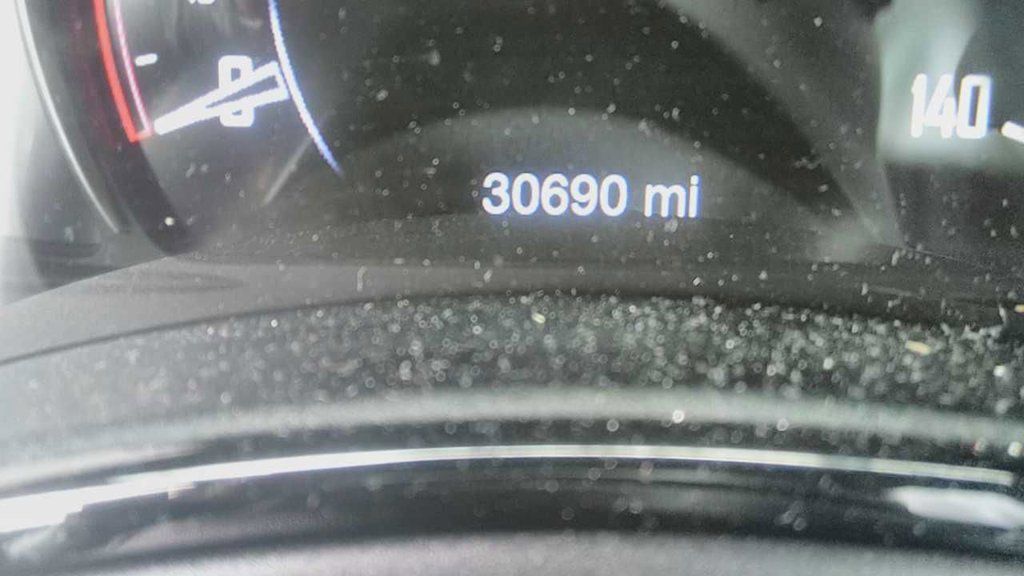 Used 2024 Dodge Durango GT RWD image 9