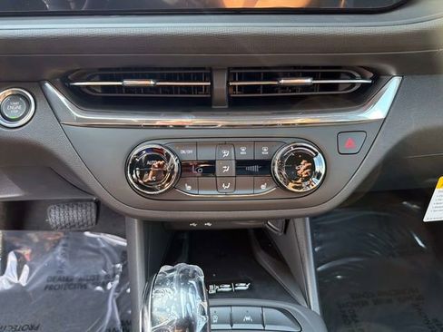 New 2026 Buick Envista Preferred image 25