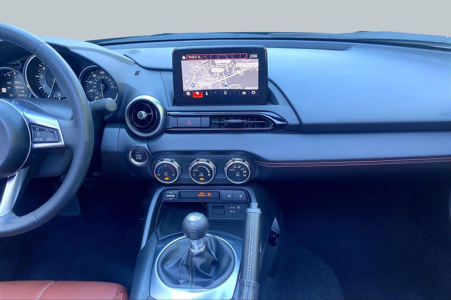 Used 2022 MAZDA MX-5 Miata RF Grand Touring RWD image 7