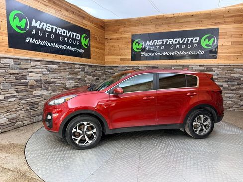 Used 2020 Kia Sportage LX AWD/4WD image 2