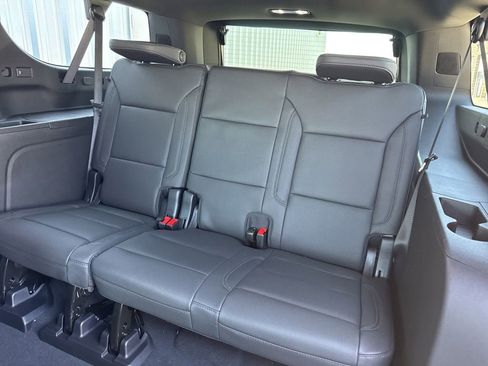 New 2026 Chevrolet Suburban LT w/ Comfort Package AWD/4WD image 42