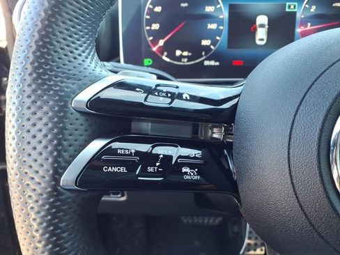 Used 2023 Mercedes-Benz C 300 Sedan image 8