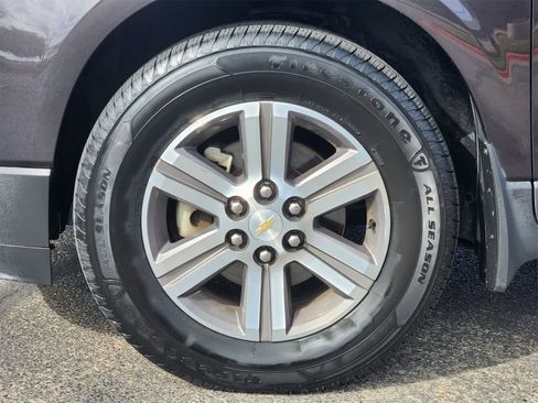 Used 2017 Chevrolet Traverse LT image 9