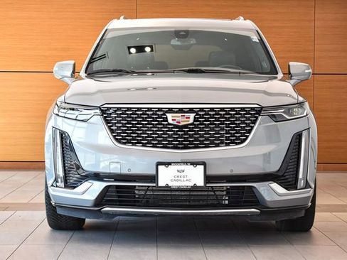 Used 2024 Cadillac XT6 Premium Luxury AWD/4WD image 2