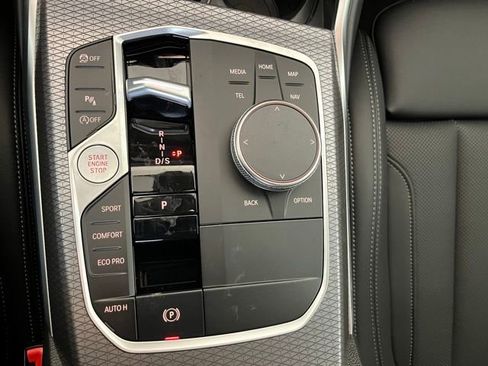 Used 2025 BMW 330i xDrive Sedan w/ Premium Package image 18