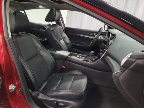 Used 2023 Nissan Maxima SL FWD image 28