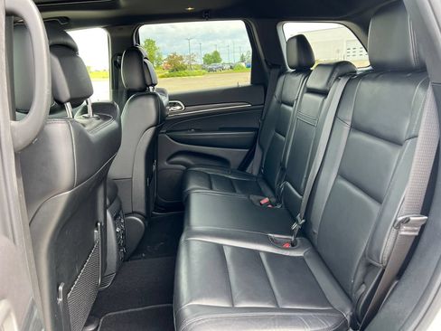 Used 2019 Jeep Grand Cherokee Limited w/ Trailer Tow Group IV AWD/4WD image 5
