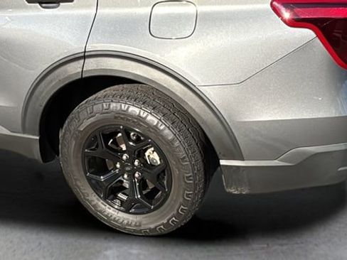 Used 2022 Ford Explorer Timberline image 33