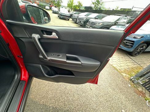 Used 2020 Kia Sportage LX AWD/4WD image 33