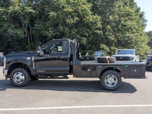 New 2025 Ford F350 XL w/ XL Chrome Package image 6