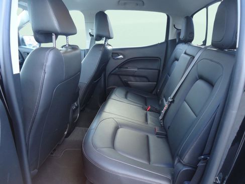 Used 2020 Chevrolet Colorado ZR2 image 31