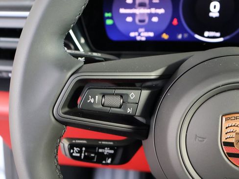 New 2025 Porsche Macan 4S Electric image 27