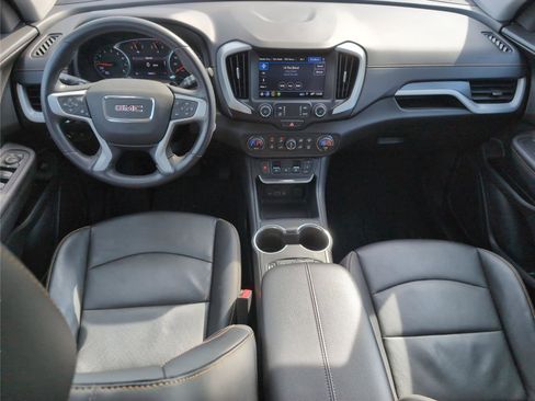 Used 2021 GMC Terrain SLT image 25