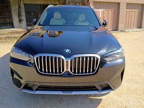 Used 2024 BMW X3 sDrive30i w/ Convenience Package image 4