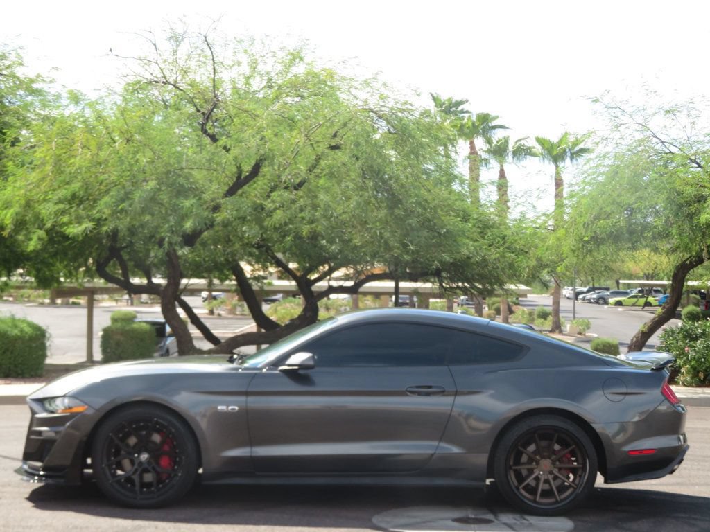 Used 2019 Ford Mustang GT RWD image 2