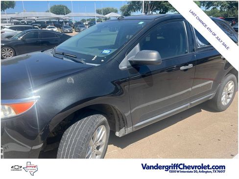 Used 2013 Ford Edge SE FWD image 2