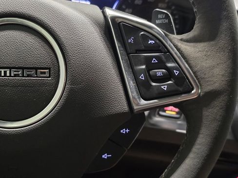 Used 2020 Chevrolet Camaro SS image 30