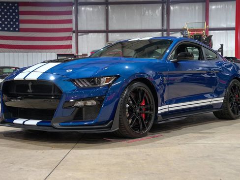Used 2022 Ford Mustang Shelby GT500 w/ Technology Package image 1