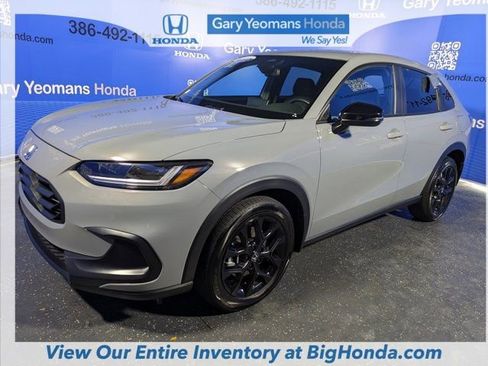 Certified 2025 Honda HR-V Sport image 8