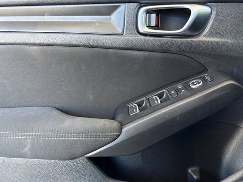 Used 2022 Honda Civic Sport image 11