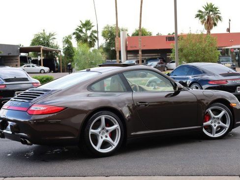 Used 2011 Porsche 911 Carrera 4S image 21