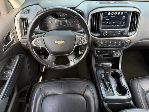 Used 2018 Chevrolet Colorado Z71 AWD/4WD image 13