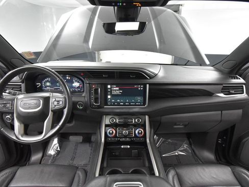 Used 2022 GMC Yukon Denali w/ Denali Ultimate Package image 26