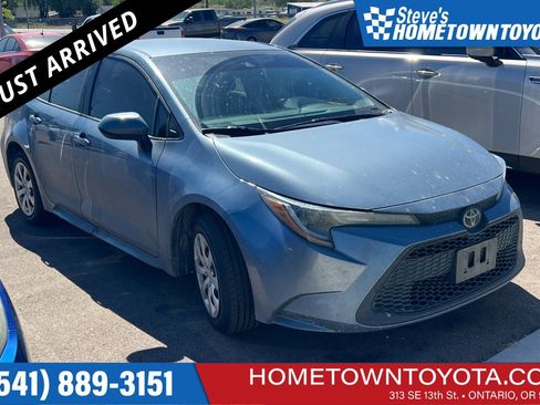Used 2020 Toyota Corolla LE FWD image 1