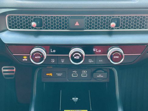 Used 2025 Honda Civic Type R image 19