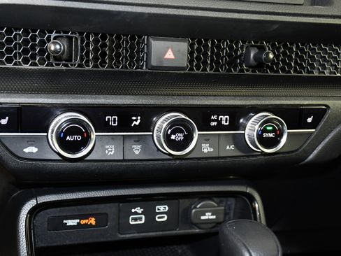 Used 2024 Honda CR-V EX image 28