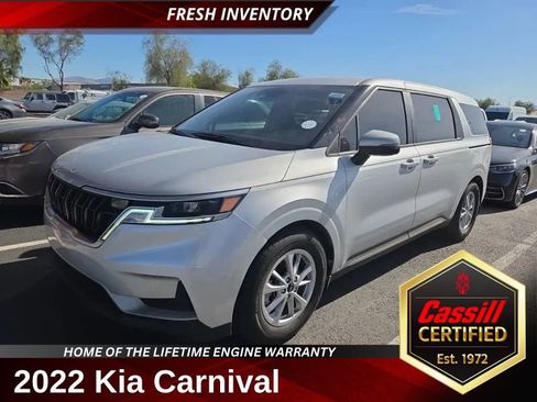 Used 2022 Kia Carnival LX FWD image 1