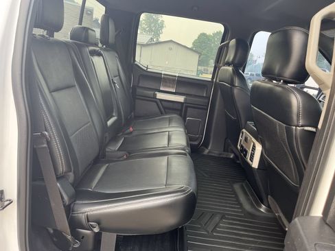 Used 2019 Ford F250 Lariat w/ Lariat Ultimate Package AWD/4WD image 33
