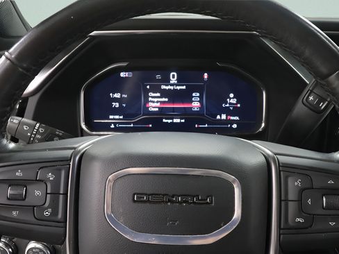 Used 2024 GMC Sierra 3500 Denali Ultimate AWD/4WD image 13