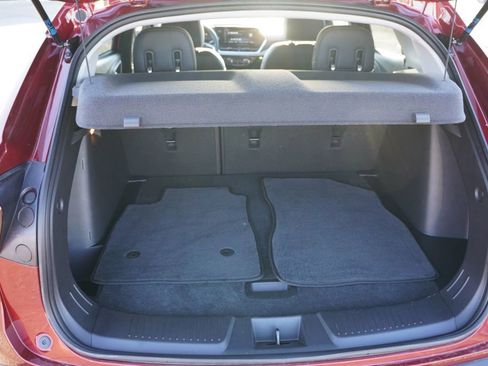 Certified 2024 Chevrolet Trax LT w/ Driver Confidence Package image 19