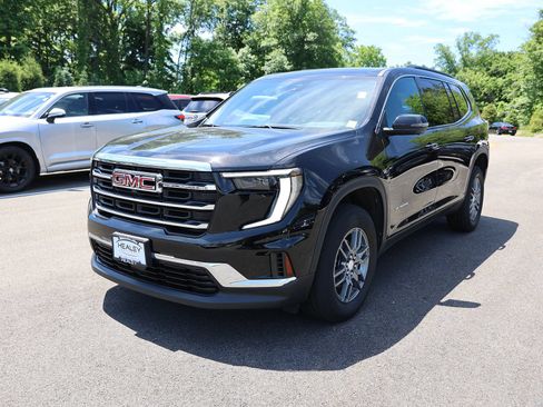 Used 2025 GMC Acadia Elevation AWD/4WD image 3