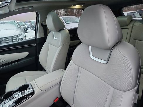 Certified 2024 Hyundai Tucson Limited image 22