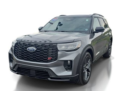 Certified 2025 Ford Explorer ST AWD/4WD image 2